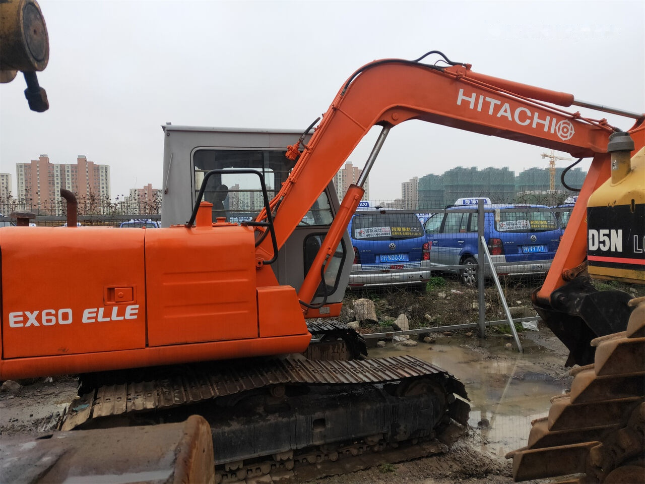 Hitachi EX60 - Kāpurķēžu ekskavators: foto 4 Hitachi EX60 - Kāpurķēžu ekskavators: foto 4