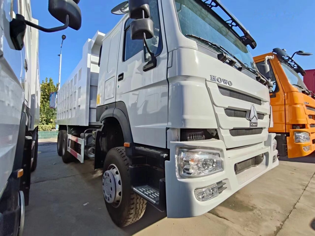 Howo New - Kravas automašīna pašizgāzējs: foto 4 Howo New - Kravas automašīna pašizgāzējs: foto 4