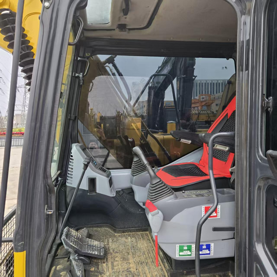 Ekskavators KOMATSU PC110: foto 10 Ekskavators KOMATSU PC110: foto 10