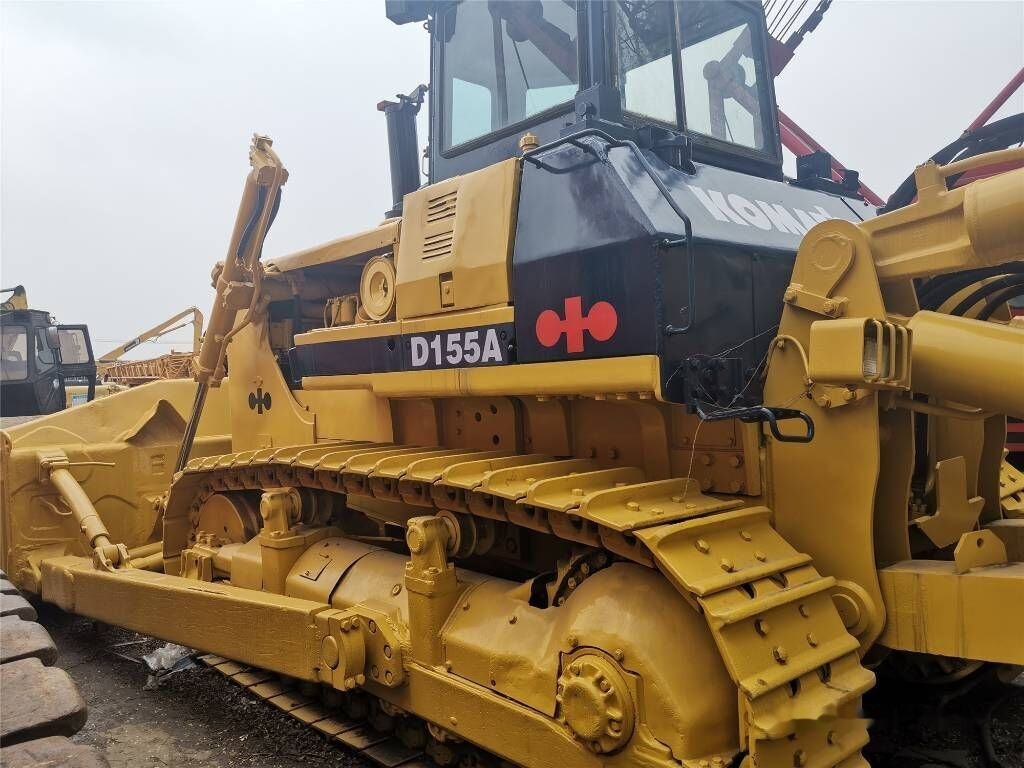 Komatsu D155A-2 - Buldozers: foto 2 Komatsu D155A-2 - Buldozers: foto 2