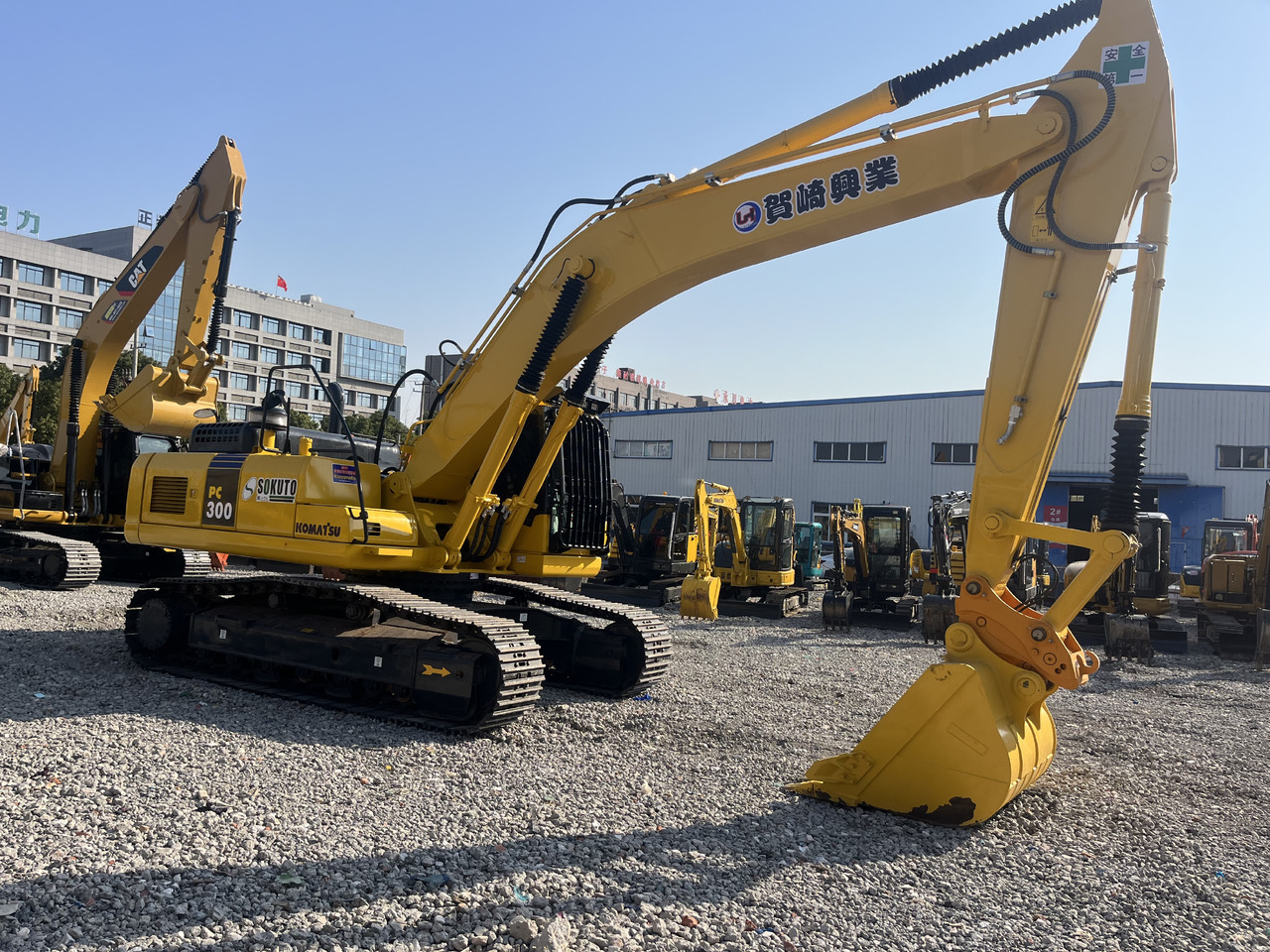 Komatsu PC300 - Kāpurķēžu ekskavators: foto 4 Komatsu PC300 - Kāpurķēžu ekskavators: foto 4