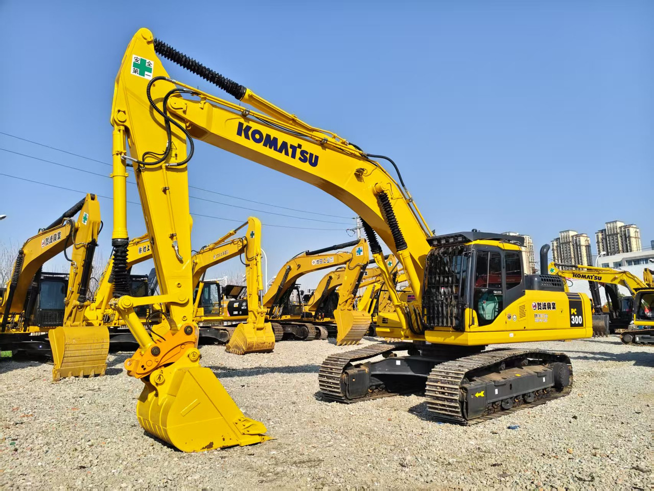 Komatsu PC300 - Kāpurķēžu ekskavators: foto 3 Komatsu PC300 - Kāpurķēžu ekskavators: foto 3