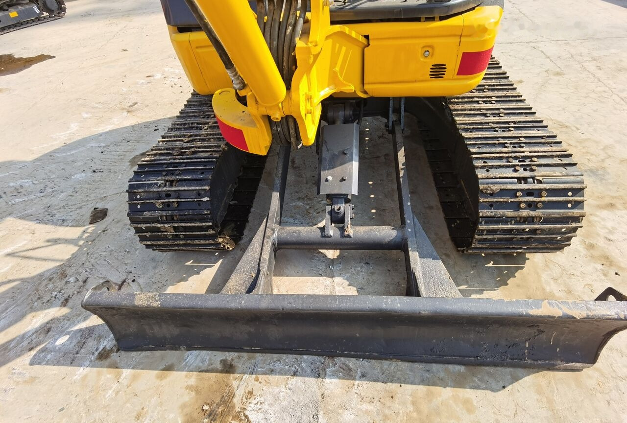 Komatsu PC40MR - Mini-ekskavators: foto 4 Komatsu PC40MR - Mini-ekskavators: foto 4