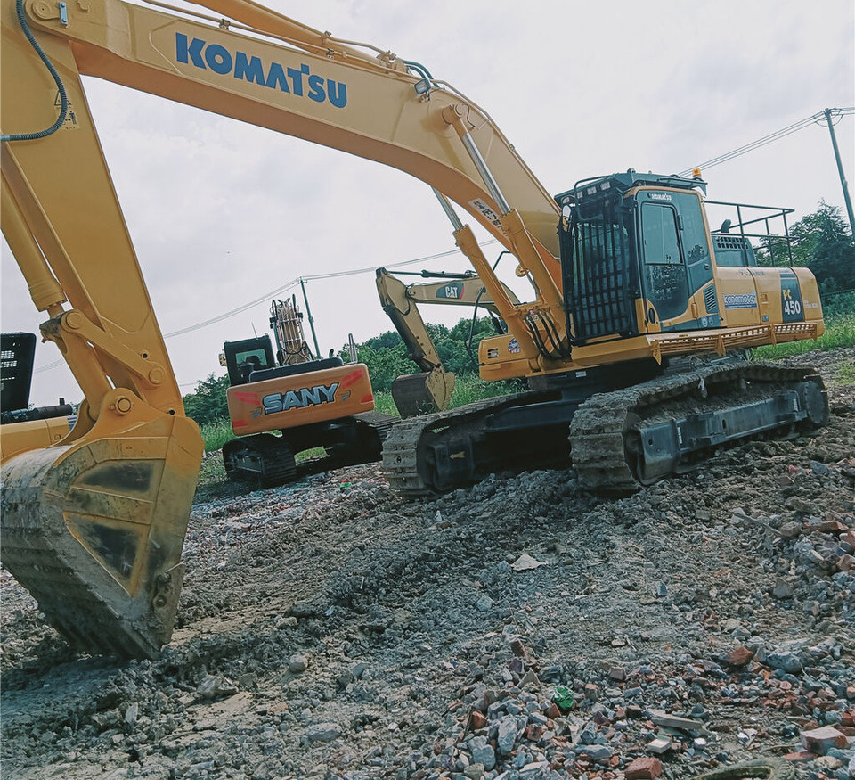 Komatsu PC450-8 - Kāpurķēžu ekskavators: foto 1 Komatsu PC450-8 - Kāpurķēžu ekskavators: foto 1