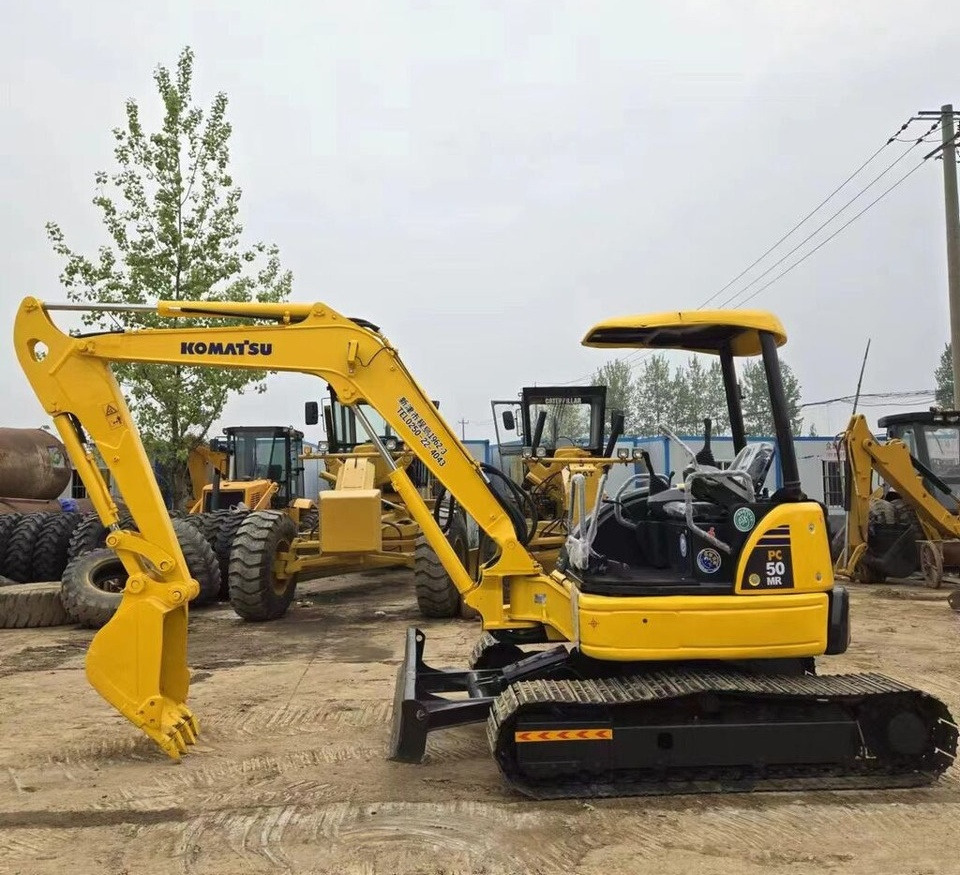 Komatsu PC50MR with canopy - Mini-ekskavators: foto 1 Komatsu PC50MR with canopy - Mini-ekskavators: foto 1