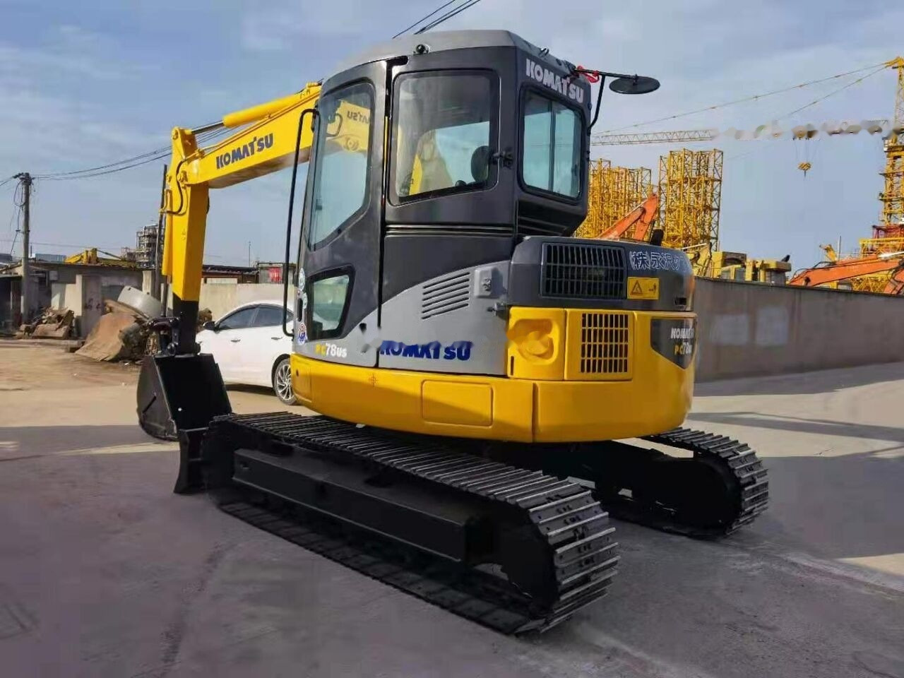 Komatsu PC78US - Mini-ekskavators: foto 2 Komatsu PC78US - Mini-ekskavators: foto 2