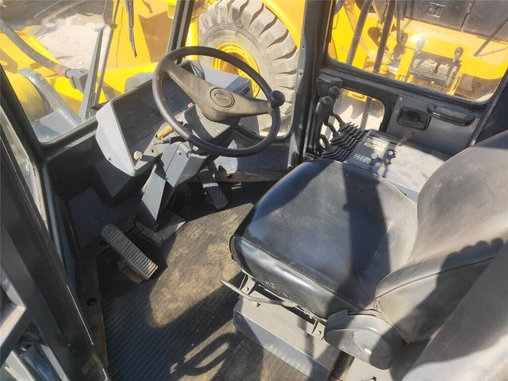 Riteņu iekrāvējs Komatsu WA470: foto 7