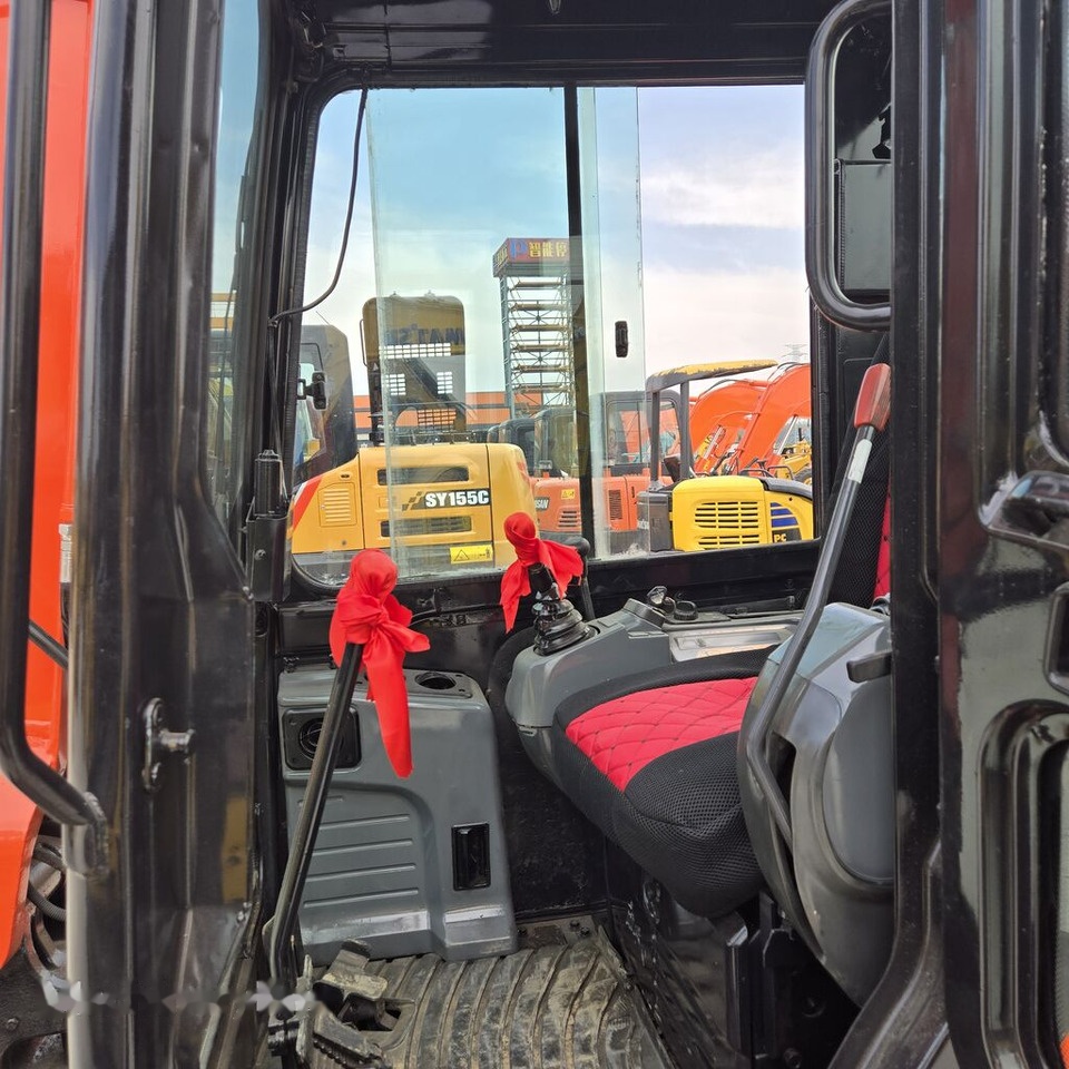 Kubota KX155-3 - Mini-ekskavators: foto 4 Kubota KX155-3 - Mini-ekskavators: foto 4