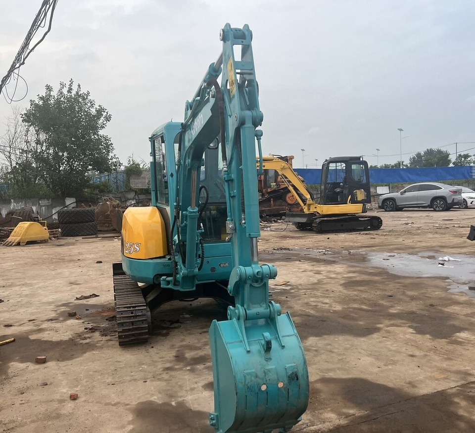 Kubota U25S - Kāpurķēžu ekskavators: foto 3 Kubota U25S - Kāpurķēžu ekskavators: foto 3