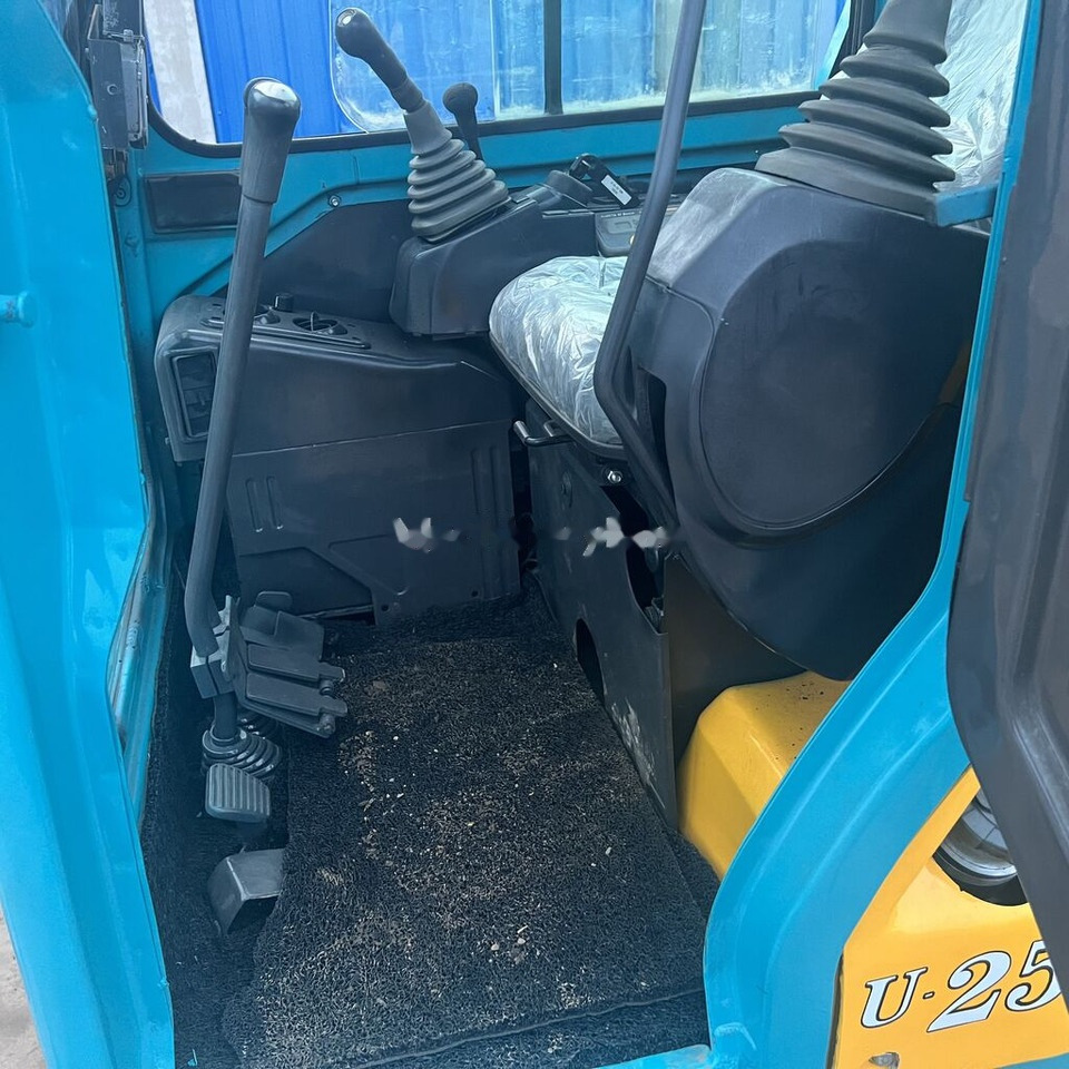 Kubota U25S - Kāpurķēžu ekskavators: foto 4 Kubota U25S - Kāpurķēžu ekskavators: foto 4