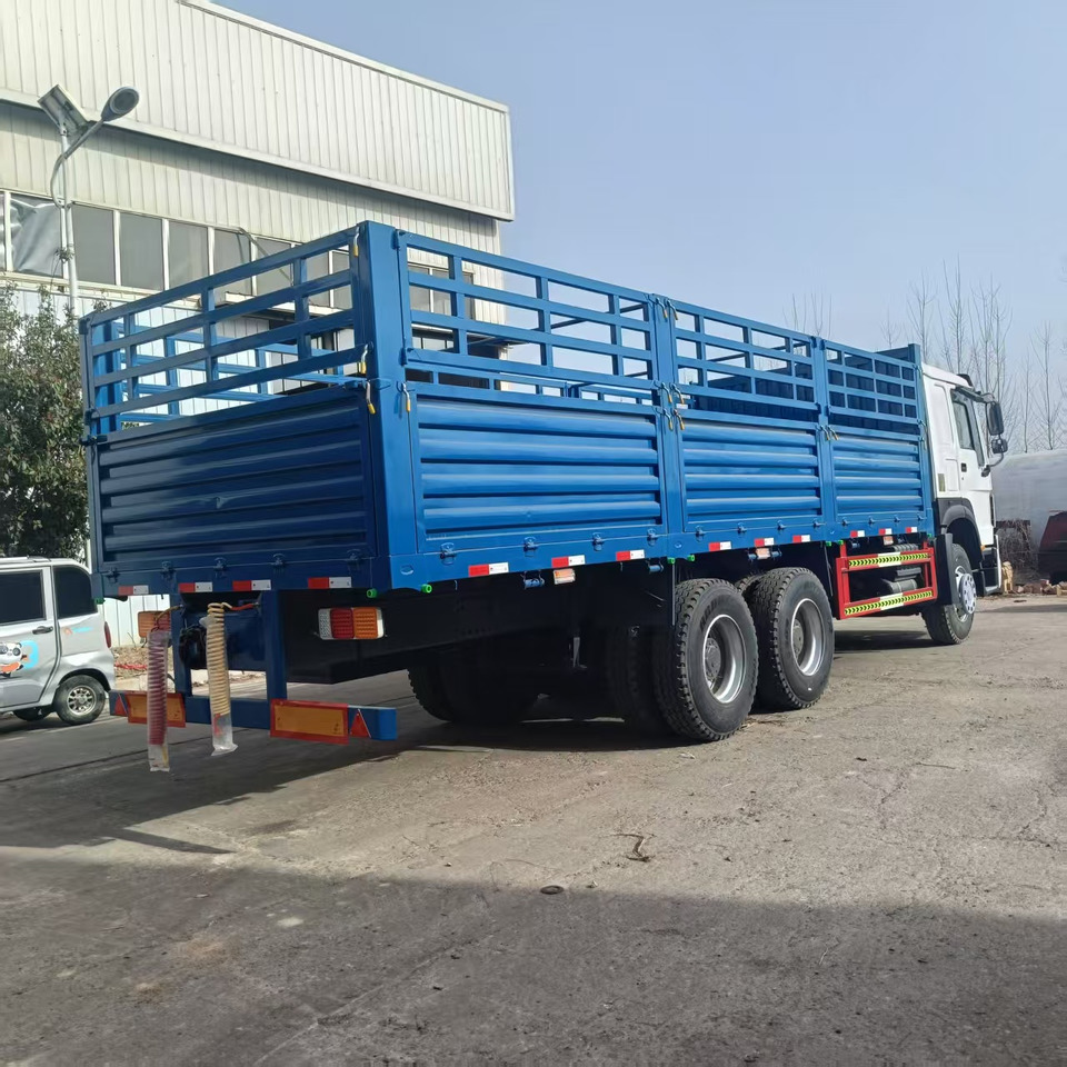 Sinotruk HOWO 371 6*4 Fence truck - Bortu kravas automašīna/ Platforma: foto 5 Sinotruk HOWO 371 6*4 Fence truck - Bortu kravas automašīna/ Platforma: foto 5