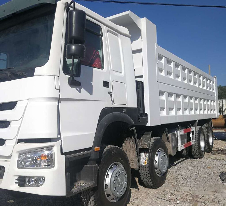 Sinotruk HOWO 375 8*4 Dump truck - Kravas automašīna pašizgāzējs: foto 1 Sinotruk HOWO 375 8*4 Dump truck - Kravas automašīna pašizgāzējs: foto 1