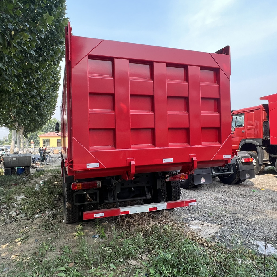 Kravas automašīna pašizgāzējs Sinotruk HOWO 420 8*4 Dump truck: foto 7