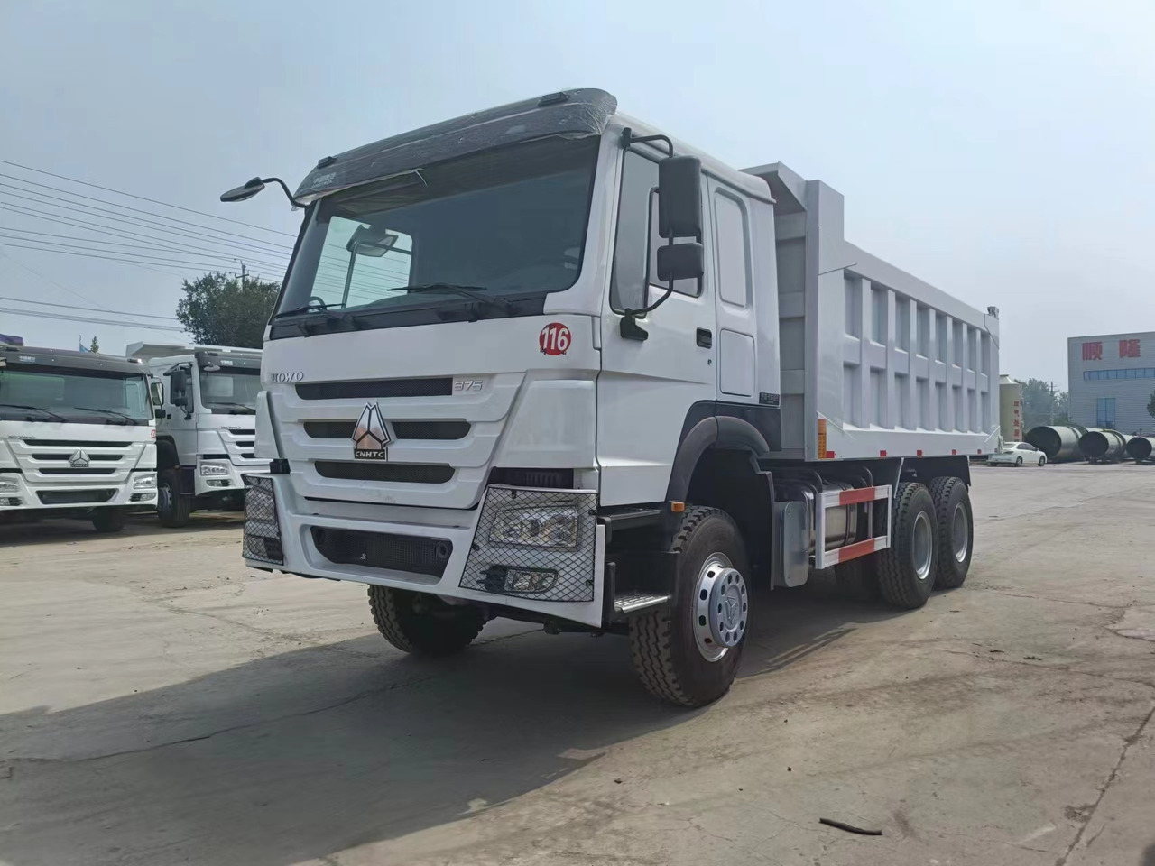 Sinotruk HOWO 6*4 Dump truck - Kravas automašīna pašizgāzējs: foto 1 Sinotruk HOWO 6*4 Dump truck - Kravas automašīna pašizgāzējs: foto 1