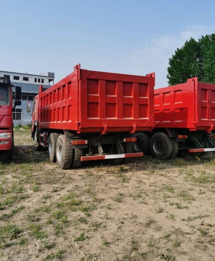Sinotruk HOWO 6*4 Dump truck - Kravas automašīna pašizgāzējs: foto 3 Sinotruk HOWO 6*4 Dump truck - Kravas automašīna pašizgāzējs: foto 3