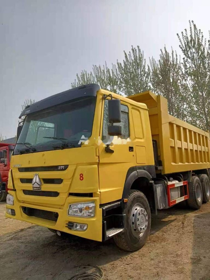 Sinotruk HOWO 6*4 Dump truck - Kravas automašīna pašizgāzējs: foto 4 Sinotruk HOWO 6*4 Dump truck - Kravas automašīna pašizgāzējs: foto 4