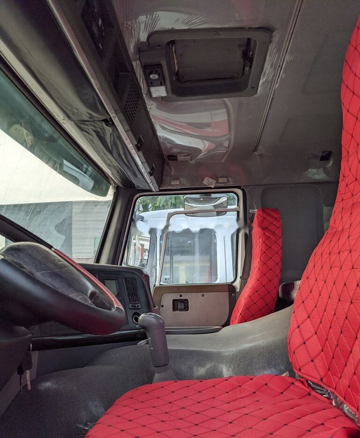 Sinotruk HOWO 8*4 Fence Truck - Bortu kravas automašīna/ Platforma: foto 4 Sinotruk HOWO 8*4 Fence Truck - Bortu kravas automašīna/ Platforma: foto 4