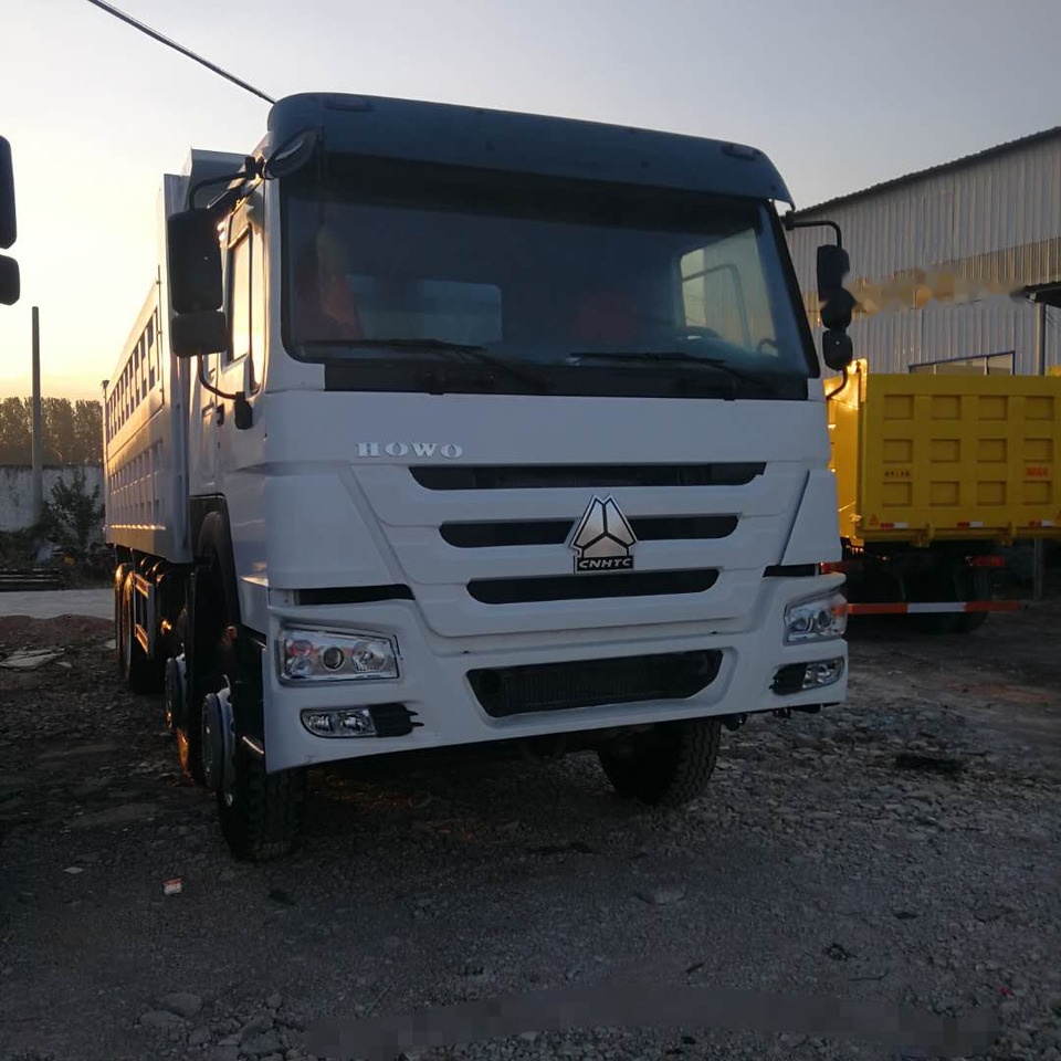 Sinotruk HOWO 8*4 dump truck - Mini pašizgāzējs: foto 1 Sinotruk HOWO 8*4 dump truck - Mini pašizgāzējs: foto 1