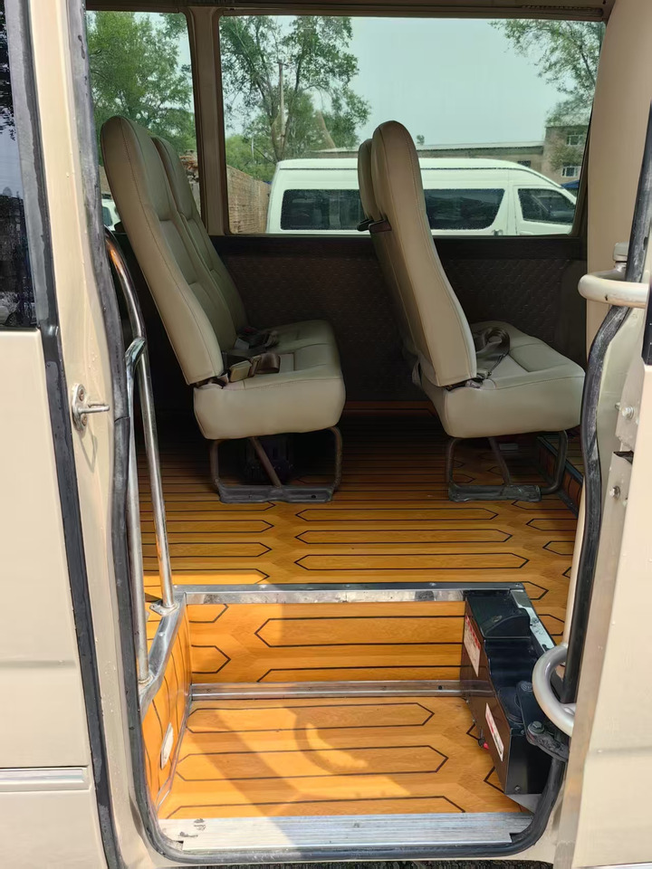 Toyota Coaster - Mikroautobuss, Pasažieru furgons: foto 4 Toyota Coaster - Mikroautobuss, Pasažieru furgons: foto 4