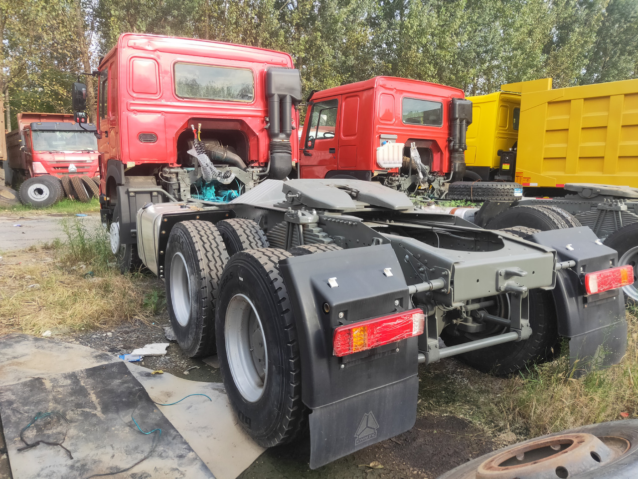 Sinotruk HOWO 371 6*4 Tractor - Vilcējs: foto 5 Sinotruk HOWO 371 6*4 Tractor - Vilcējs: foto 5