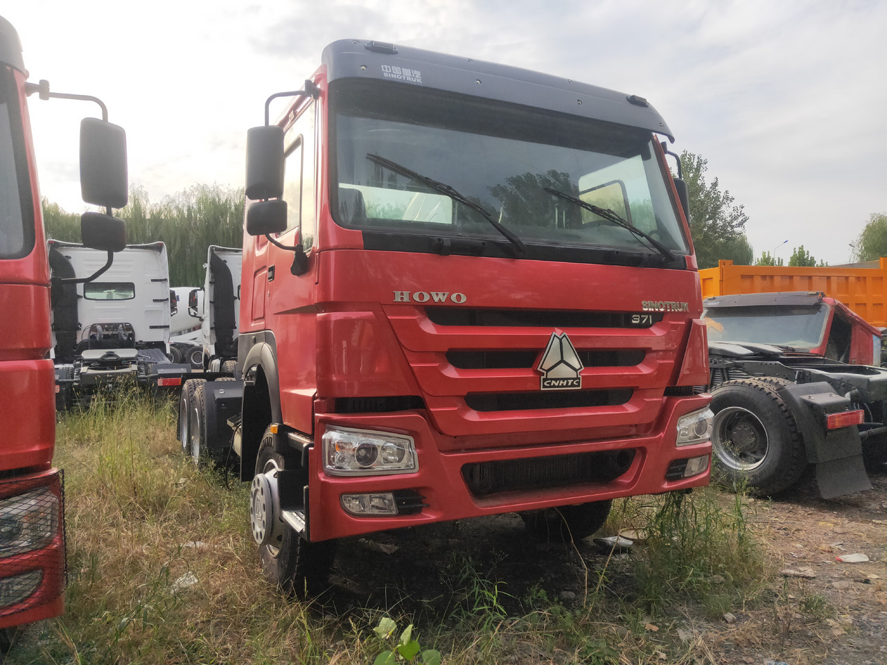 Sinotruk HOWO 371 6*4 Tractor - Vilcējs: foto 4 Sinotruk HOWO 371 6*4 Tractor - Vilcējs: foto 4