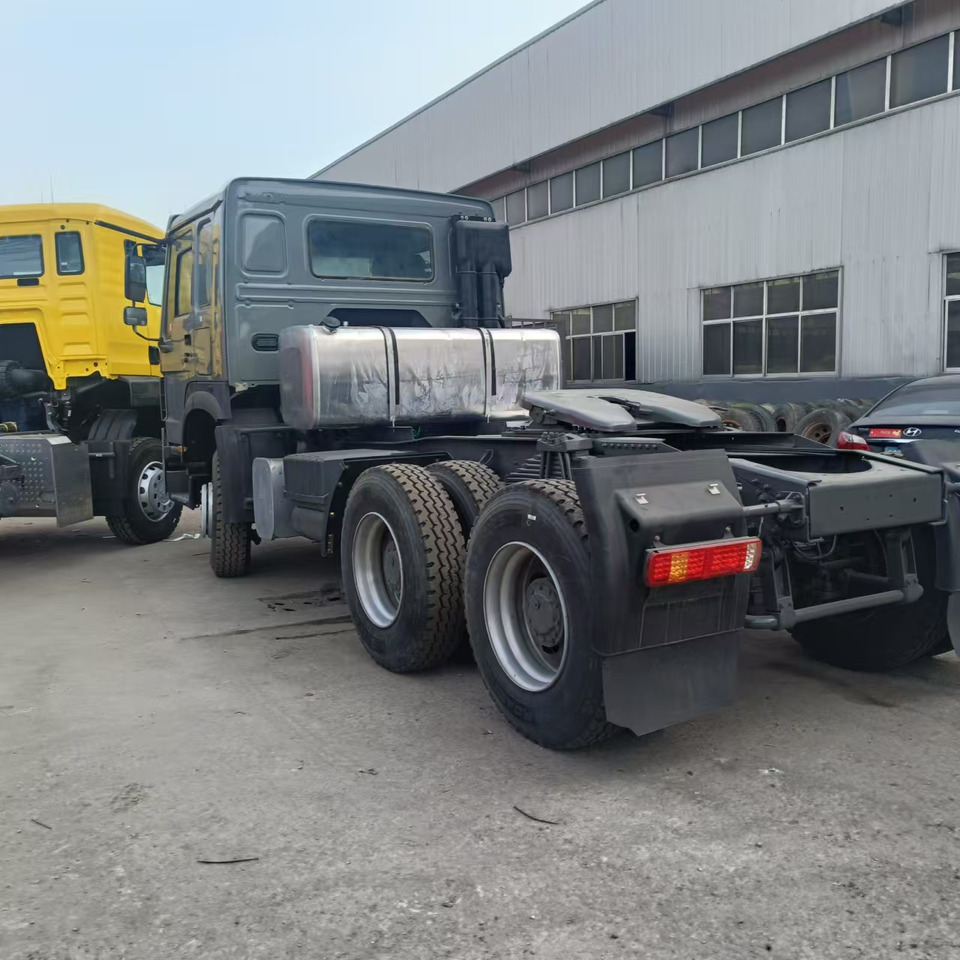 Sinotruk HOWO 371 Tractor(Right rudder) - Vilcējs: foto 5 Sinotruk HOWO 371 Tractor(Right rudder) - Vilcējs: foto 5