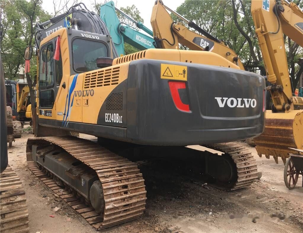 Volvo EC 240 B LC - Kāpurķēžu ekskavators: foto 2 Volvo EC 240 B LC - Kāpurķēžu ekskavators: foto 2