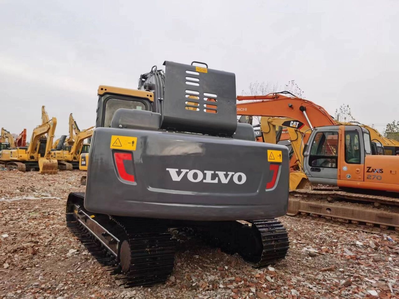 Volvo EC210 - Kāpurķēžu ekskavators: foto 5 Volvo EC210 - Kāpurķēžu ekskavators: foto 5