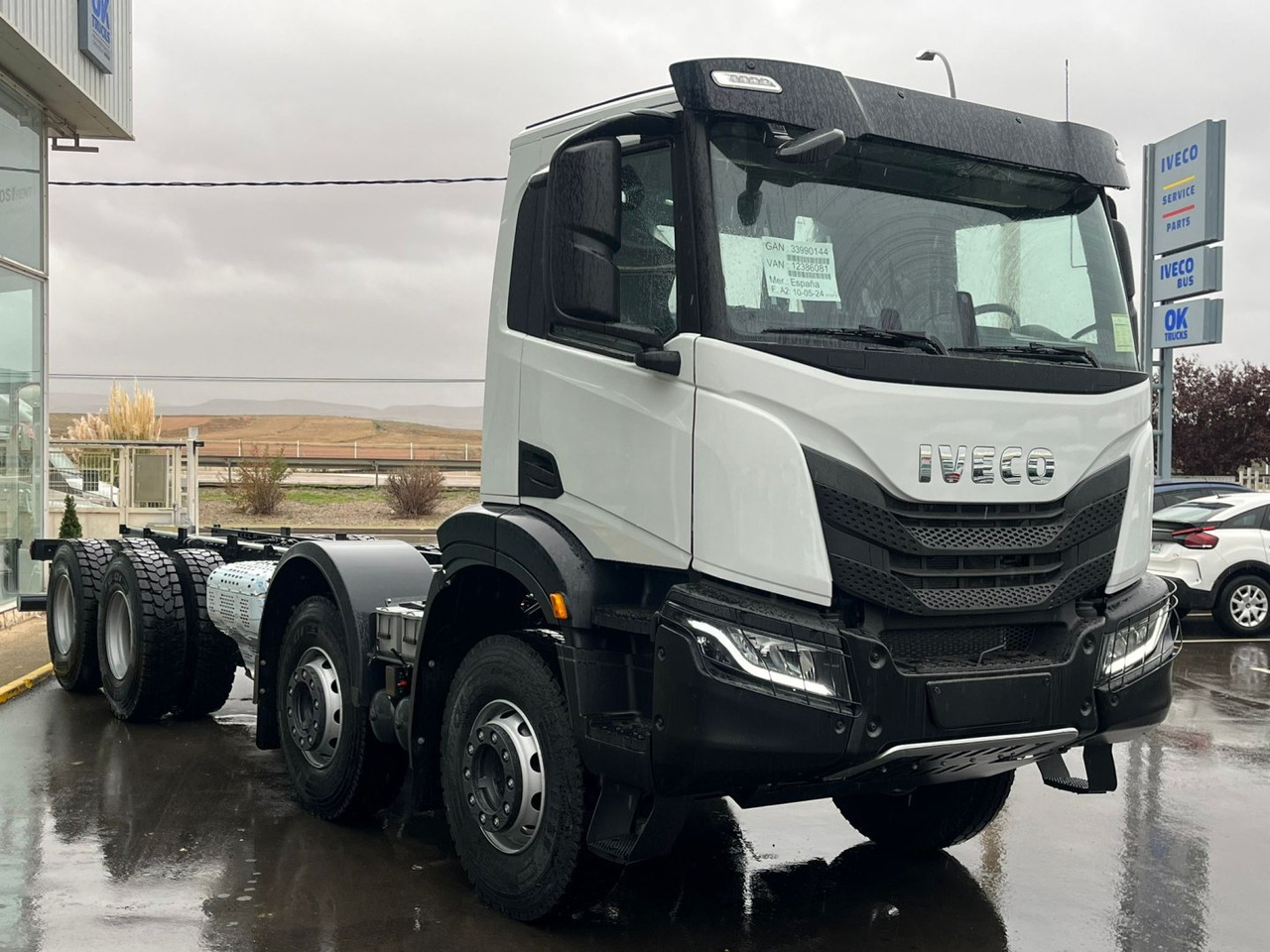 Chasis IVECO T-WAY 510cv 8X4 - Šasija kravas automašīna: foto 3 Chasis IVECO T-WAY 510cv 8X4 - Šasija kravas automašīna: foto 3