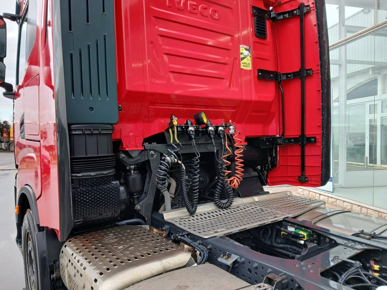Cabeza Tractora IVECO 460 AUTOMATICO CON INTARDER - Vilcējs: foto 5 Cabeza Tractora IVECO 460 AUTOMATICO CON INTARDER - Vilcējs: foto 5