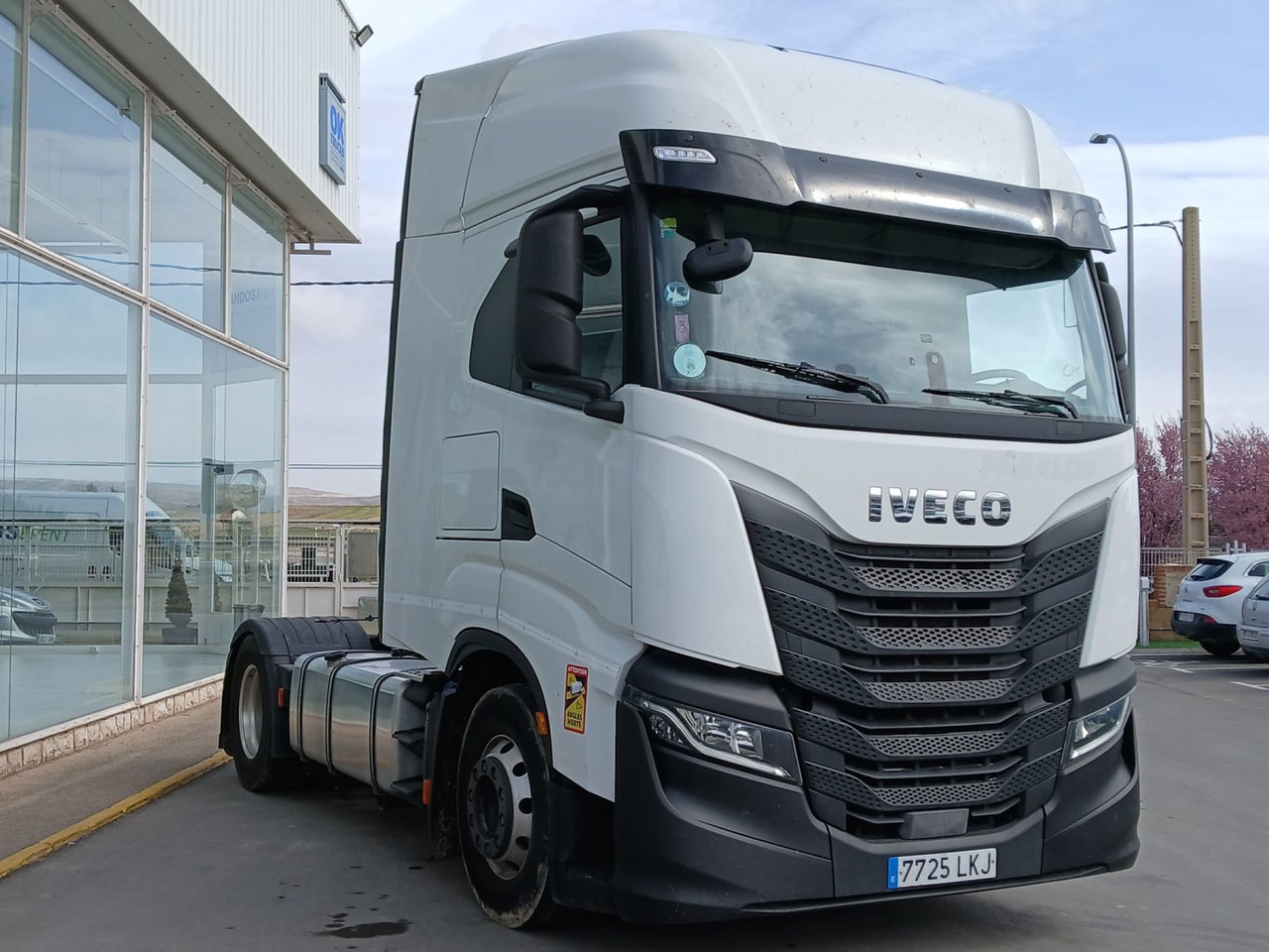 Cabeza Tractora IVECO 460 AUTOMATICO INTARDER ADR - Vilcējs: foto 3 Cabeza Tractora IVECO 460 AUTOMATICO INTARDER ADR - Vilcējs: foto 3