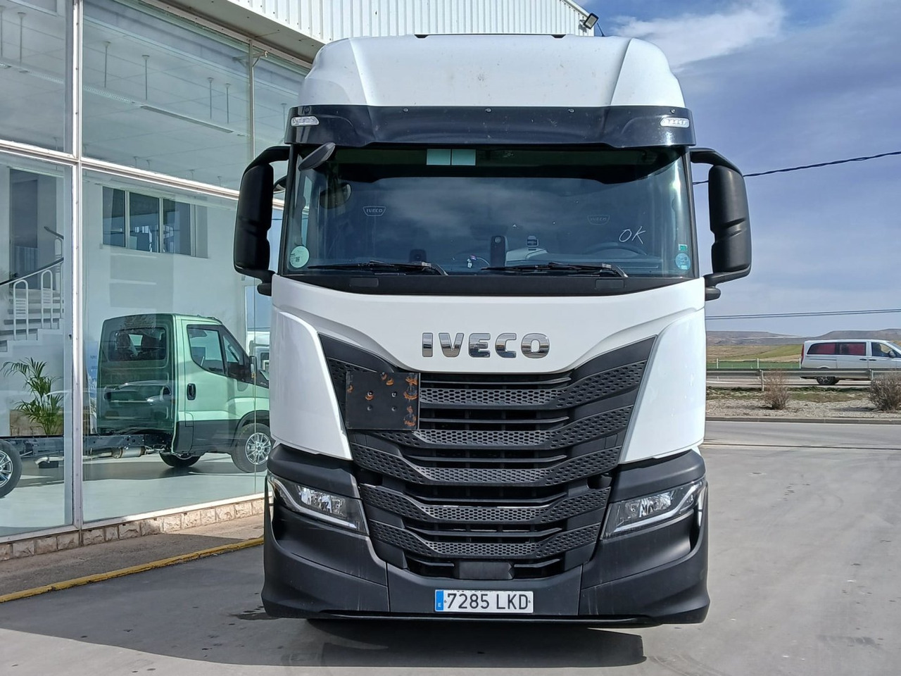 Cabeza Tractora IVECO 460 AUTOMATICO INTARDER ADR - Vilcējs: foto 2 Cabeza Tractora IVECO 460 AUTOMATICO INTARDER ADR - Vilcējs: foto 2