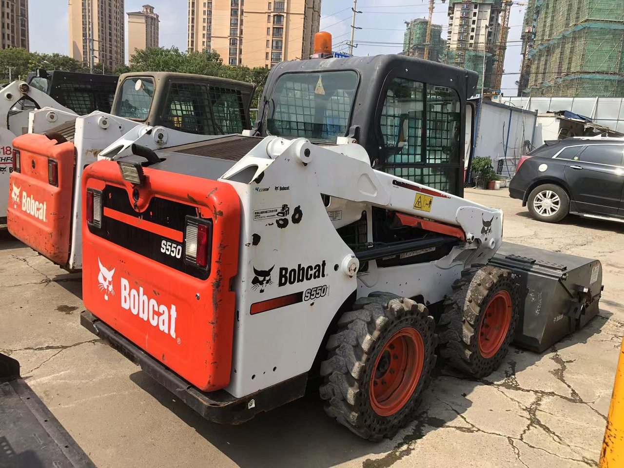 BOBCAT S550 - Kompaktiekrāvējs: foto 4 BOBCAT S550 - Kompaktiekrāvējs: foto 4