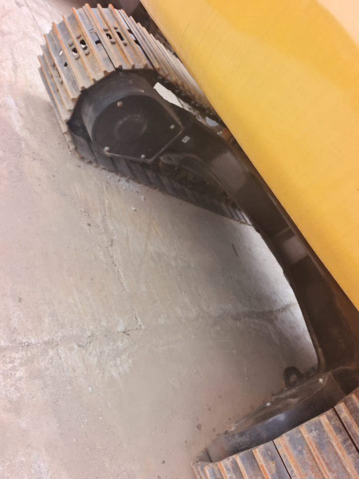 CAT 323 GC - Kāpurķēžu ekskavators: foto 4 CAT 323 GC - Kāpurķēžu ekskavators: foto 4