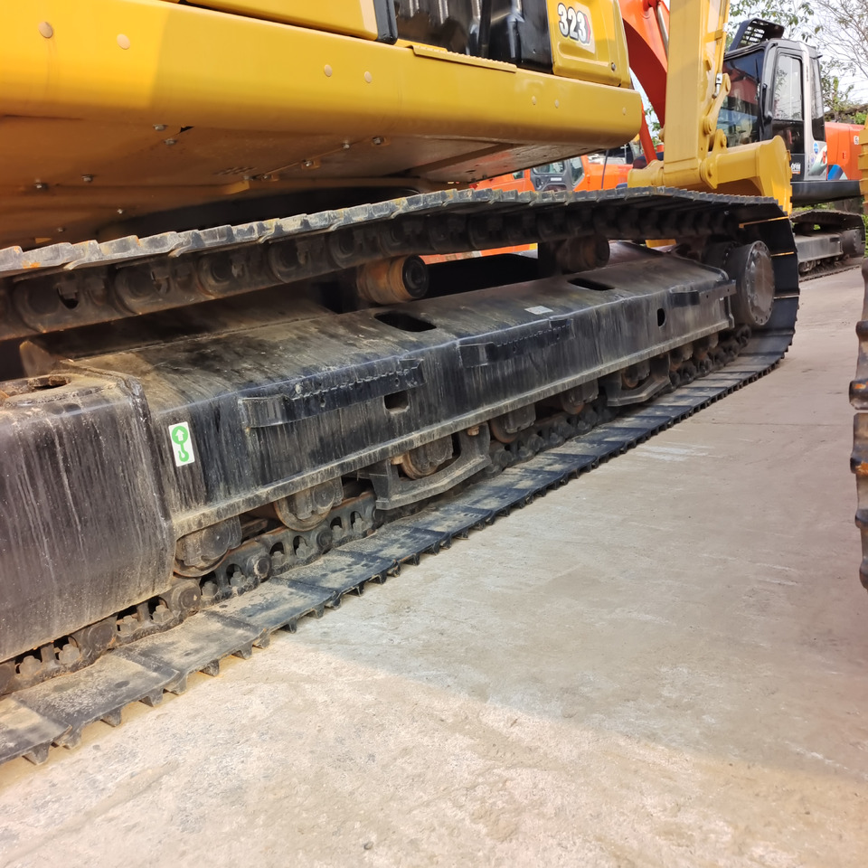 CAT 323 - Kāpurķēžu ekskavators: foto 5 CAT 323 - Kāpurķēžu ekskavators: foto 5