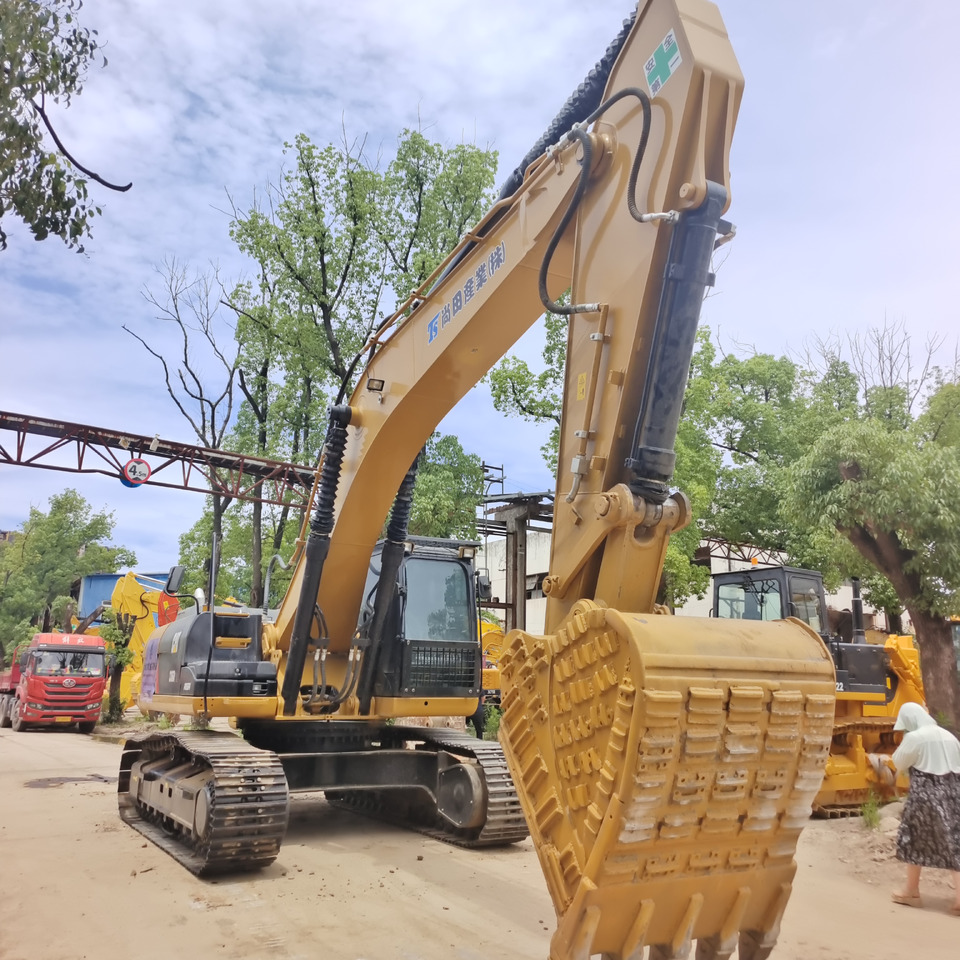 CAT 336 D2 L - Kāpurķēžu ekskavators: foto 5 CAT 336 D2 L - Kāpurķēžu ekskavators: foto 5