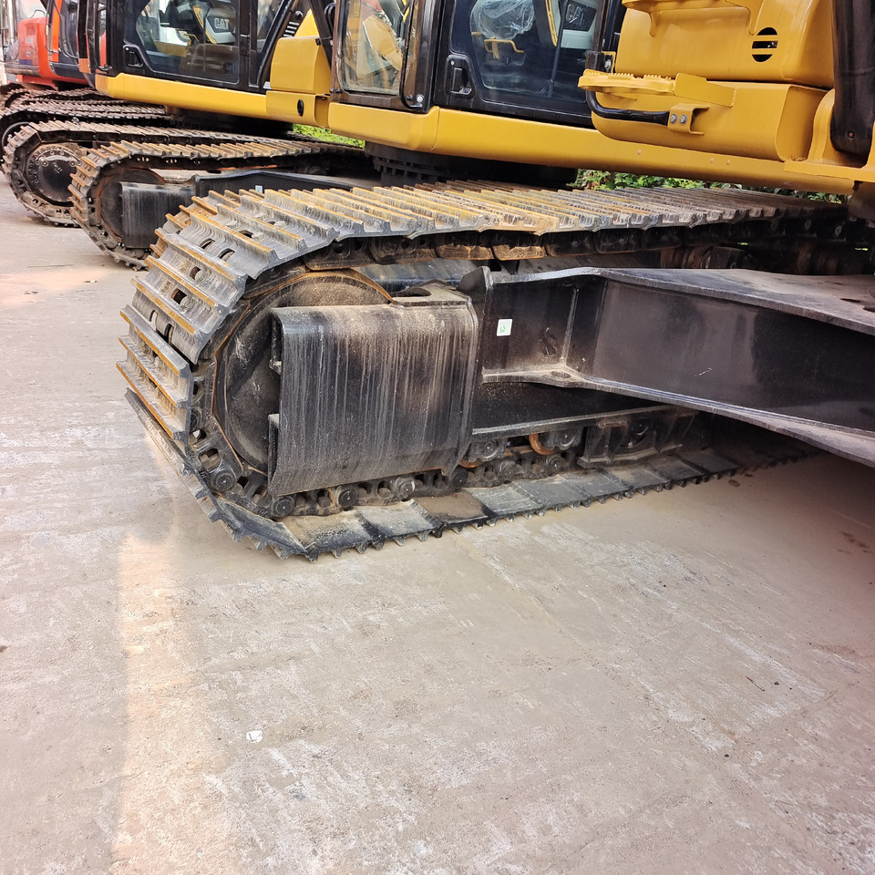 CAT 336GC - Kāpurķēžu ekskavators: foto 4 CAT 336GC - Kāpurķēžu ekskavators: foto 4