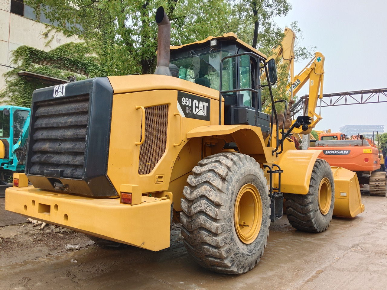 CAT 950GC - Riteņu iekrāvējs: foto 1 CAT 950GC - Riteņu iekrāvējs: foto 1