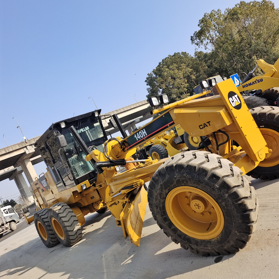 CATERPILLAR 140H CAT 140K 140G - Greiders: foto 1 CATERPILLAR 140H CAT 140K 140G - Greiders: foto 1