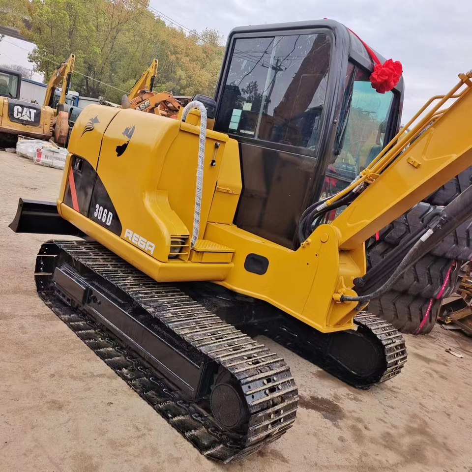 CATERPILLAR 306D CAT - Mini-ekskavators: foto 4 CATERPILLAR 306D CAT - Mini-ekskavators: foto 4