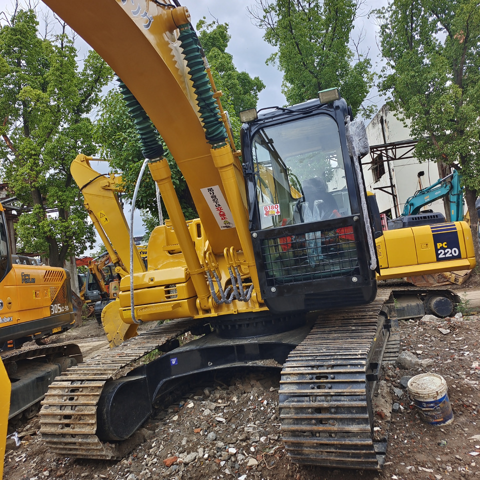 CATERPILLAR 320CL CAT - Kāpurķēžu ekskavators: foto 4 CATERPILLAR 320CL CAT - Kāpurķēžu ekskavators: foto 4