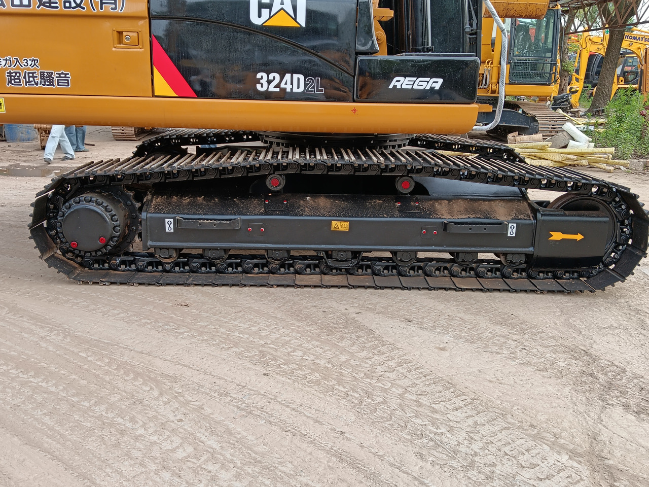 CATERPILLAR 324D2L CAT 324DL - Kāpurķēžu ekskavators: foto 2 CATERPILLAR 324D2L CAT 324DL - Kāpurķēžu ekskavators: foto 2