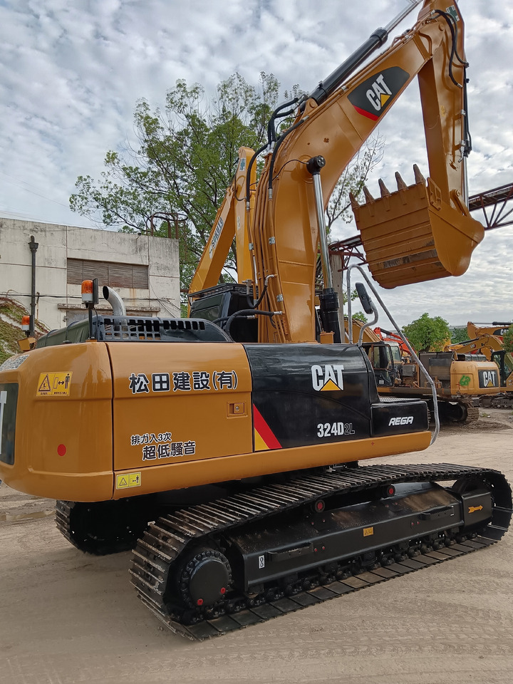 CATERPILLAR 324DL CAT 324 DL - Kāpurķēžu ekskavators: foto 2 CATERPILLAR 324DL CAT 324 DL - Kāpurķēžu ekskavators: foto 2