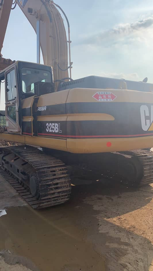 CATERPILLAR 325 BL CAT 325BL - Kāpurķēžu ekskavators: foto 4 CATERPILLAR 325 BL CAT 325BL - Kāpurķēžu ekskavators: foto 4
