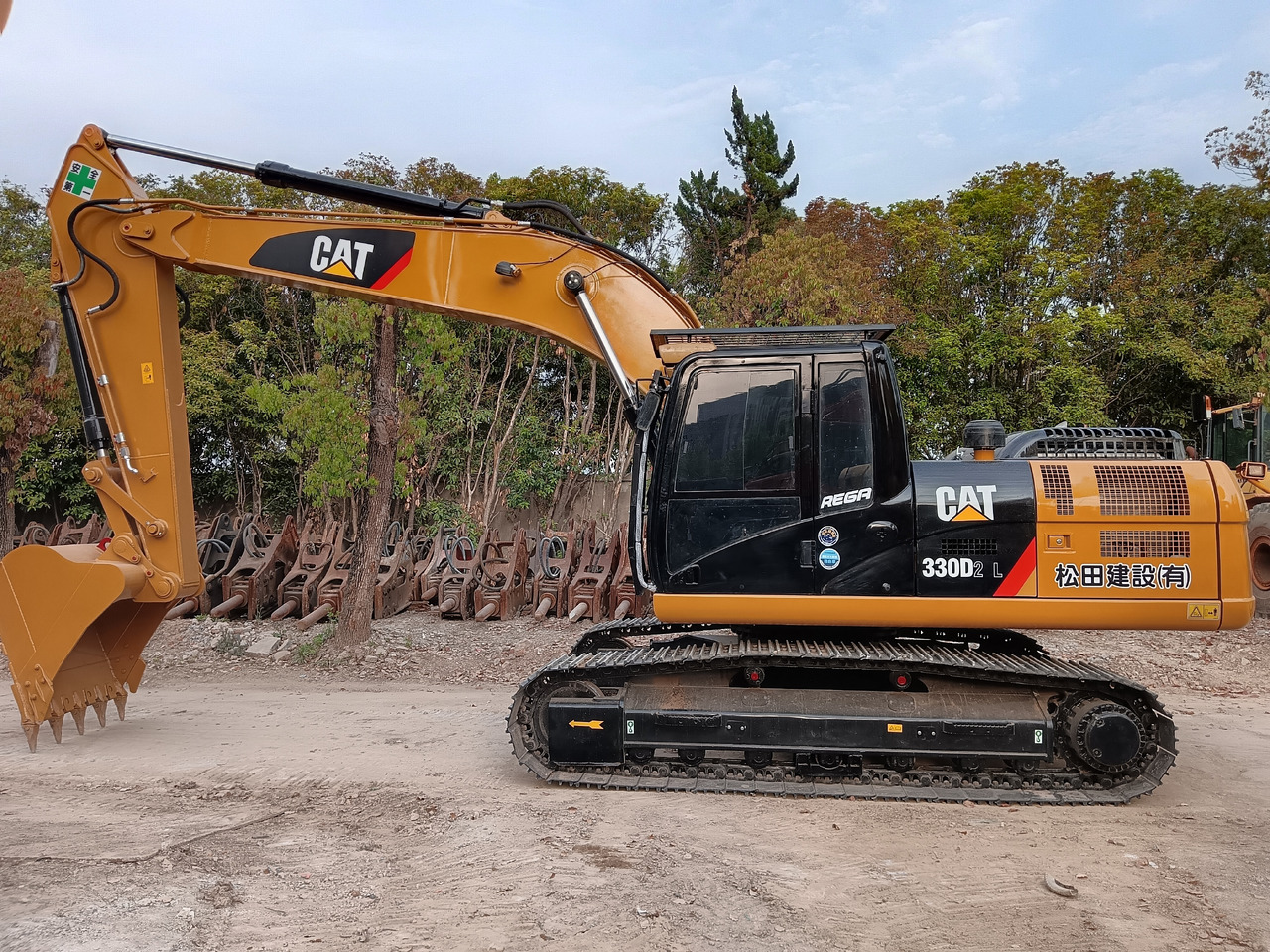 CATERPILLAR 330D CAT 330D2L - Kāpurķēžu ekskavators: foto 1 CATERPILLAR 330D CAT 330D2L - Kāpurķēžu ekskavators: foto 1