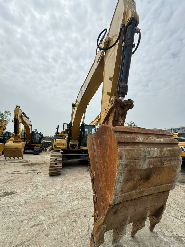 CATERPILLAR 336 GC CAT 336GC 349D2L - Kāpurķēžu ekskavators: foto 3 CATERPILLAR 336 GC CAT 336GC 349D2L - Kāpurķēžu ekskavators: foto 3