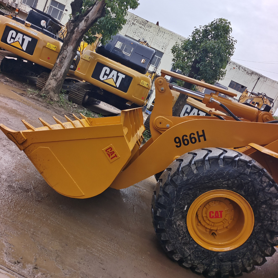 CATERPILLAR 966H CAT - Riteņu iekrāvējs: foto 2 CATERPILLAR 966H CAT - Riteņu iekrāvējs: foto 2