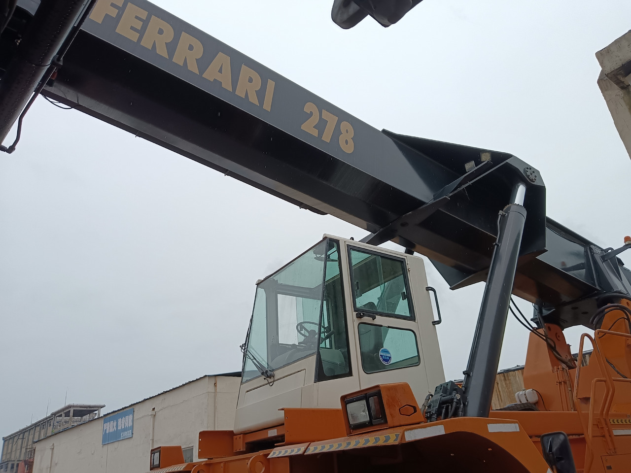 CVS FERRARRI 278 F278.6 - Sānu konteineru krāvējs: foto 5 CVS FERRARRI 278 F278.6 - Sānu konteineru krāvējs: foto 5