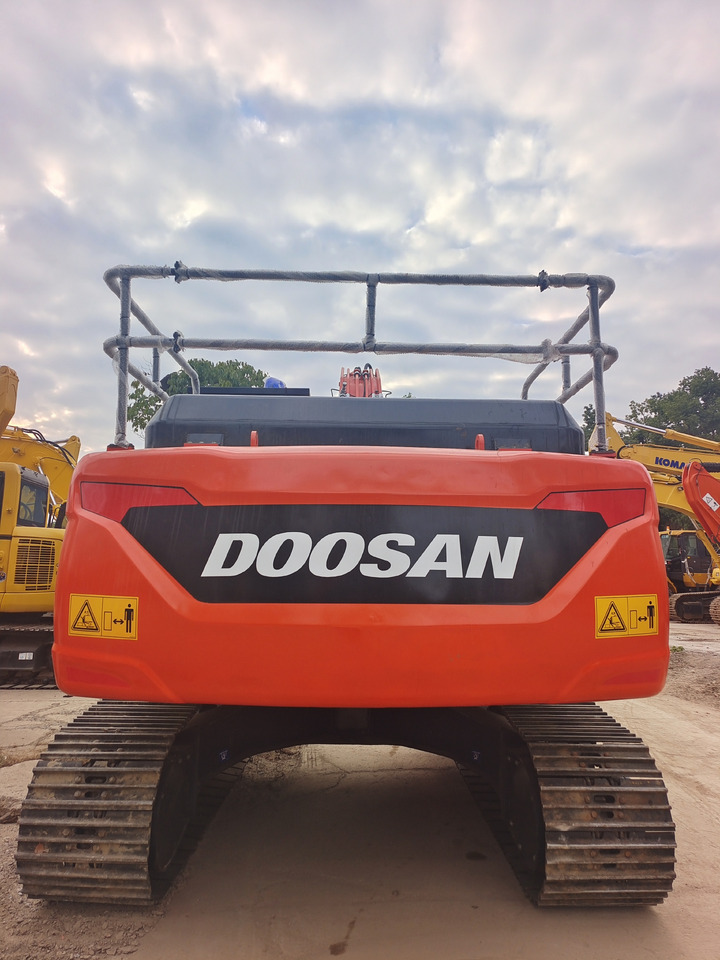 DOOSAN DX225LCA - Kāpurķēžu ekskavators: foto 2 DOOSAN DX225LCA - Kāpurķēžu ekskavators: foto 2