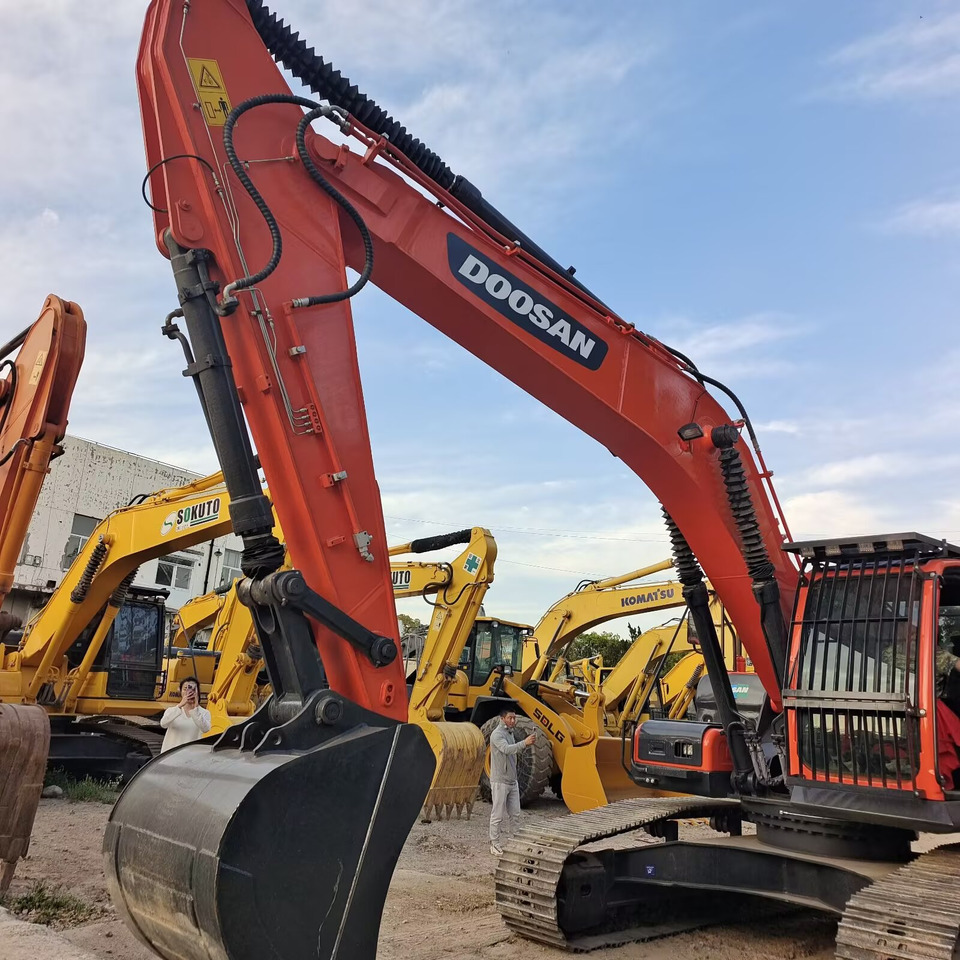 Kāpurķēžu ekskavators DOOSAN DX300LC-9C DX300 LCA: foto 12
